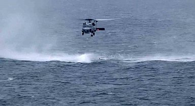 Antalya'da tatbikat kapsamında uçuş faaliyeti icra eden helikopter denize acil iniş yaptı