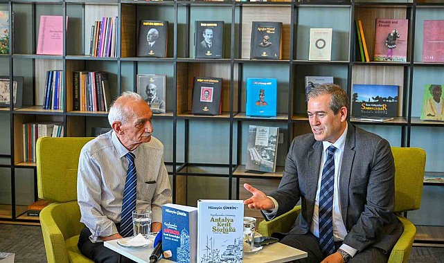 Antalya'nın belleğine yolculuk: Kent tarihçisi Çimrin'in yeni kitapları tanıtıldı