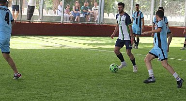 AOSB Futbol Turnuvası'nda Çeyrek Final tamamlandı