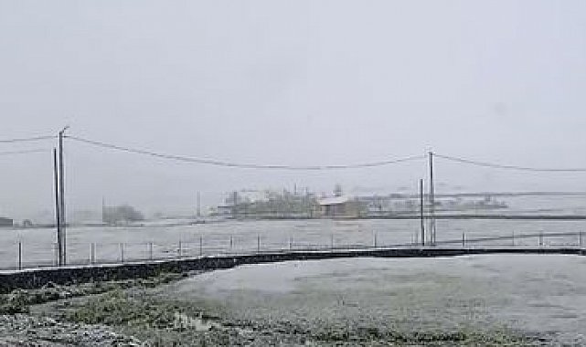 Ardahan'da mayıs ayında kar sürprizi