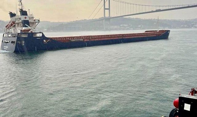 Arızalanan gemi, Ahırkapı Demir Sahası'na demirletildi