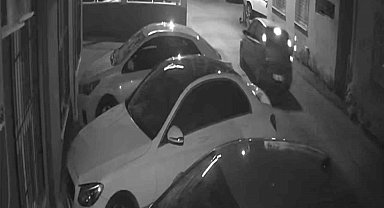 Arkadaşları eve bırakmayınca otomobil çaldı