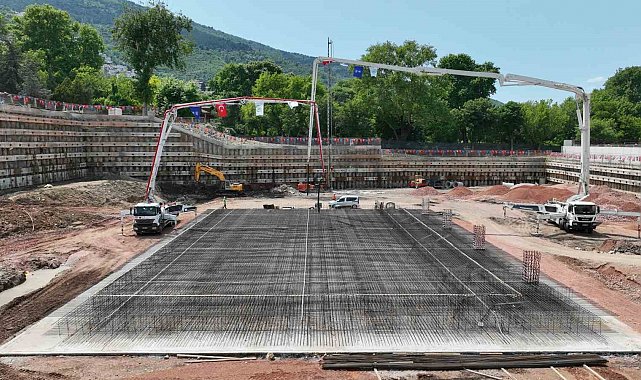 Atatürk Spor Salonu'nun temeli törenle atıldı