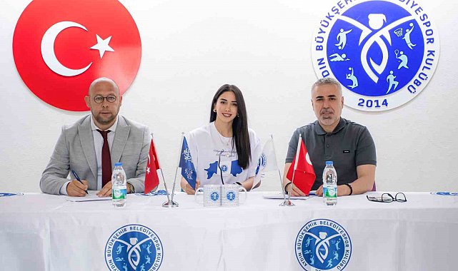 Aydın Büyükşehir Belediyespor, Zararsız'ı kadrosuna kattı