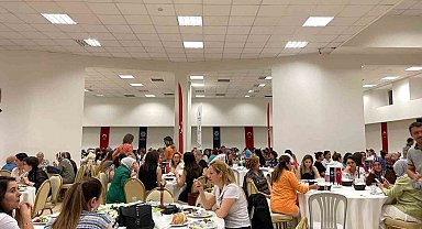 Aydınlılar Anneler Günü'nü Büyükşehir Belediyesi ile birlikte kutladı