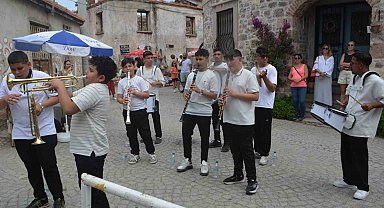 Ayvalık'ta Küçükköy Teferic Şenlikleri coşkusu