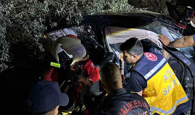 Ayvalık'ta zincirleme kaza: 1'i ağır 5 yaralı