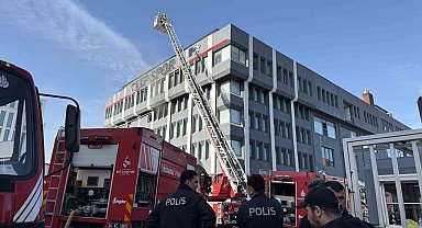 Bağcılar'da tekstil fabrikasında çıkan yangın korkuttu