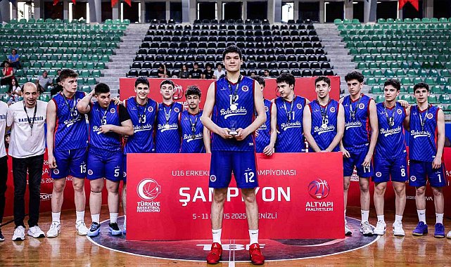 Bahçeşehir Koleji, U16'da zirvede