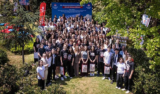 Bahçeşehir Kolejinin 296 öğrencisi, yurt dışından bin 136 kabul aldı