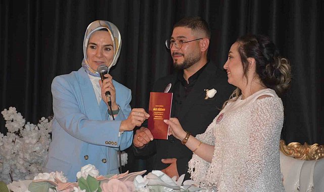 Bakan Göktaş: "Türkiye'nin en yaşlı nüfusuna sahip olan Sinop'ta, aktif ve sağlıklı yaşlanma politikasının başarıyla uygulandığına şahitlik ettim"