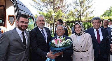 Bakan Işıkhan'dan Başkan Büyükkılıç'a ziyaret