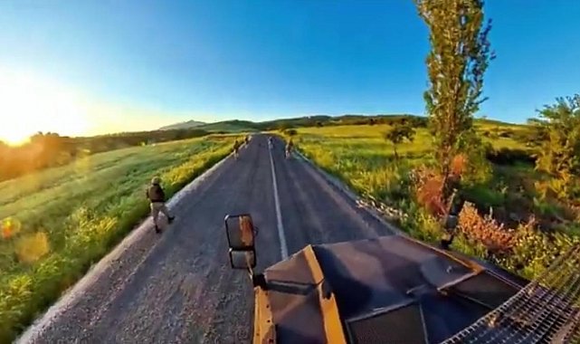 Bakan Yerlikaya: "Diyarbakır'da 174 ton toz esrar elde edilebilecek 7 milyon 543 bin 818 kök kenevir ve skunk ele geçirdik"