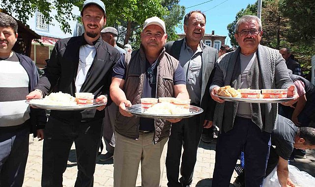 Balıkesir'de çiftçi hayrı 2 bin kişiyi buluşturdu