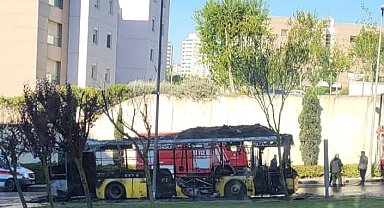 Başakşehir'de İETT otobüsü alev alev yandı