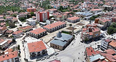 Başkan Altay: "Ilgın Osmanlı Kent Meydanı Dönüşümü Projesi'nde sona yaklaştık"