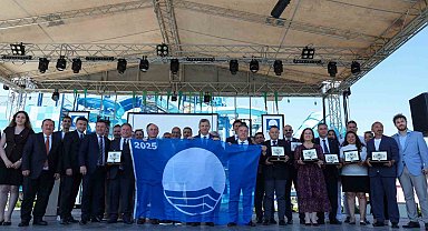 Başkan Böcek: "640 kilometrelik kıyı şeridimizde, marina ve turizm teknelerinin mavi bayrak alması için büyük gayret gösteriyoruz"