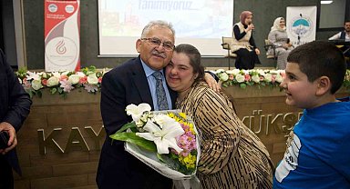 Başkan Büyükkılıç, engelliler için özel hizmetleri sıraladı