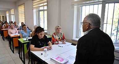 Başkan Büyükkılıç, KAYMEK AGS Kursu öğrencileri ile buluştu