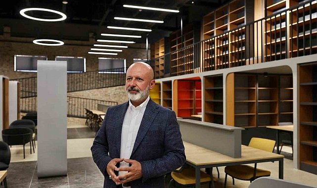 Başkan Çolakbayrakdar: "Evlatlarımıza kitapla nefes aldıracak bir mekân daha kazandırdık"