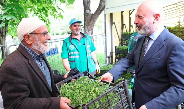 Başkan Çolakbayrakdar'dan organik domates fidesi dağıtımına davet