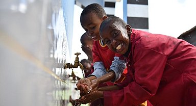 Başkan Öztürk'ten Türkiye Diyanet Vakfı'na kurban bağışı ve su kuyusu desteği