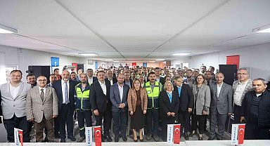 Başkan Şahin, 1 Mayıs'ta belediye çalışanlarıyla bir araya geldi