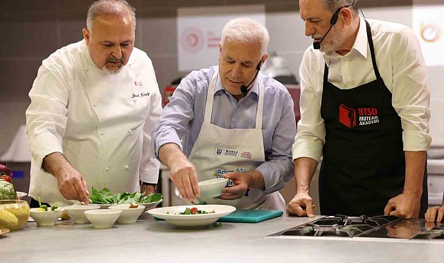 Başkan ve eşi, obezite ile mücadele için mutfağa girdi