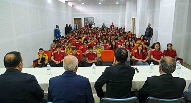 Başkanlar anlattı, öğrenciler dinledi