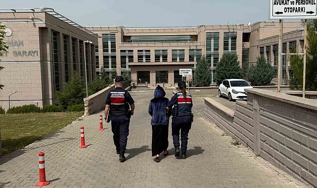 Batman'da 30 suçtan aranan kadın yakalandı