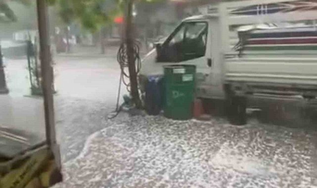 Batman'da dolu kenti beyaza bürüdü