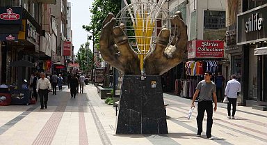 Batman'da esnaftan 'Terörsüz Türkiye' sürecine destek: "Huzur ve güven ortamı ekonomiyi de canlandıracak"