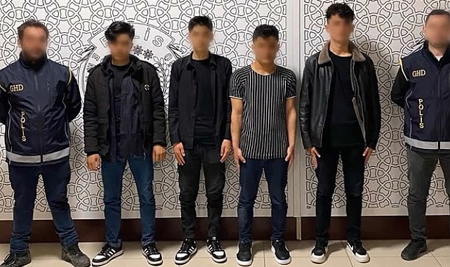 Bayburt'ta 4 düzeniz göçmen ve 3 insan taciri yakalandı