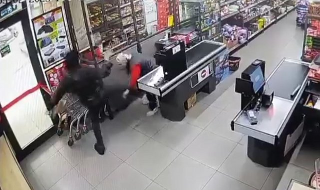 Bayrampaşa'da BİM markette kasiyeri darp eden şüpheli yakalandı