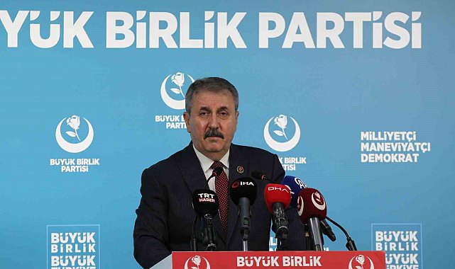 BBP Genel Başkanı Destici: "Bizim yerimiz net bir şekilde Pakistan'ın yanıdır"