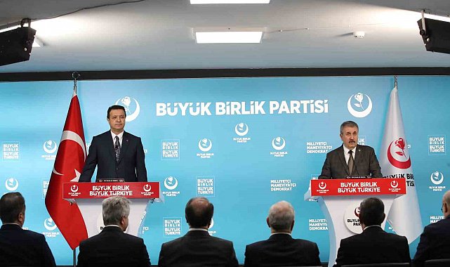 BBP Genel Başkanı Destici, Saadet Partisi Genel Başkanı Arıkan ile bir araya geldi