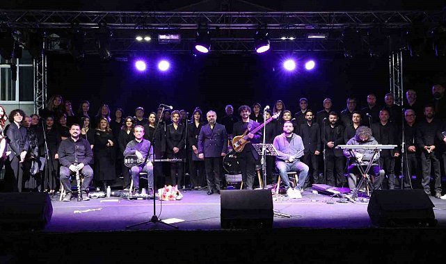 BEUN'da "Akademinin Sesi Korosu" ile ömürlük şarkılar seslendirildi