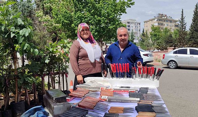 Bıçakçılık mesleğini ailece yapıyorlar