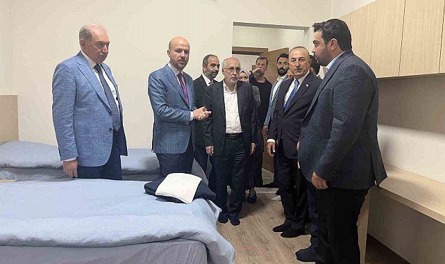 Bilal Erdoğan: "Öğretmenlerimize daha çok değer vermeliyiz çocuklarımızın öğretmen olmasını teşvik etmeliyiz"