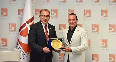 Bilecik'te 'Türk-Macar İlişkileri ve Hun-Türk Kurultayı' başlıklı konferans gerçekleşti