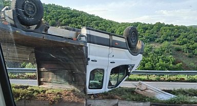 Bingöl'de kamyonet refüje çıktı: 1 yaralı