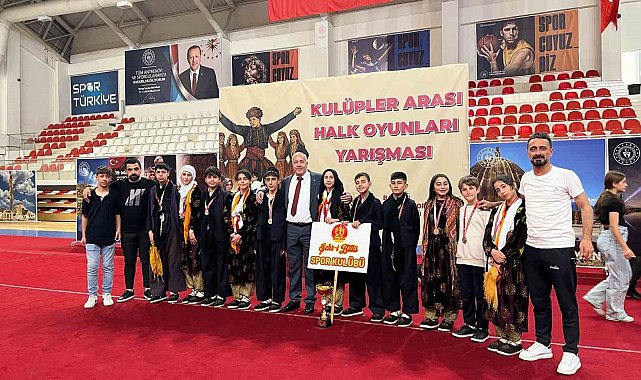 Bitlisli miniklerden halkoyunları yarışmasında büyük başarı