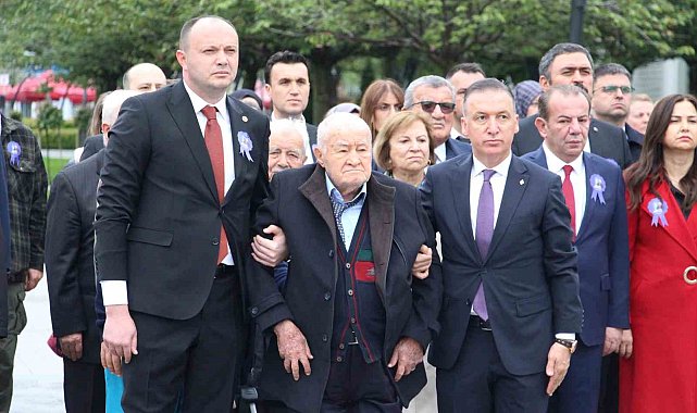 Bolu'ya 148 eser kazandıran İzzet Baysal'a duygusal anma