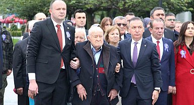 Bolu'ya 148 eser kazandıran İzzet Baysal'a duygusal anma