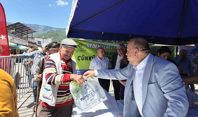 Bozdoğan'da vatandaşlara 25 bin fide dağıtıldı