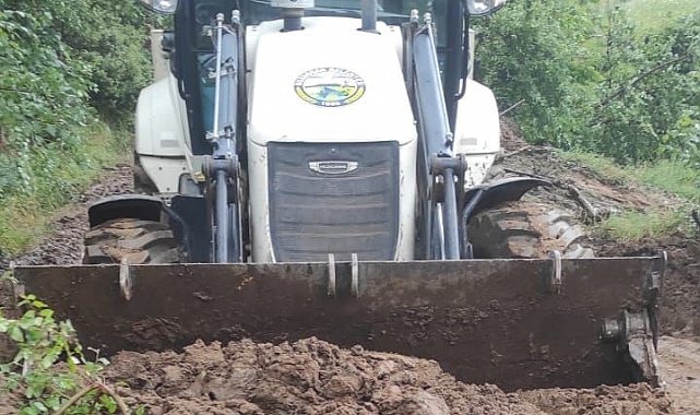 Bozdoğan'da yağış nedeniyle heyelan meydana geldi