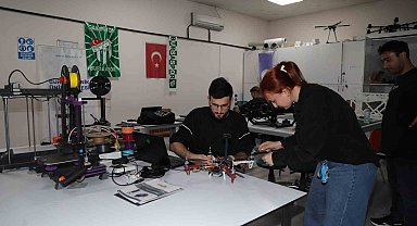 BTÜ'lü gençler TEKNOFEST'e damga vurmaya hazırlanıyor