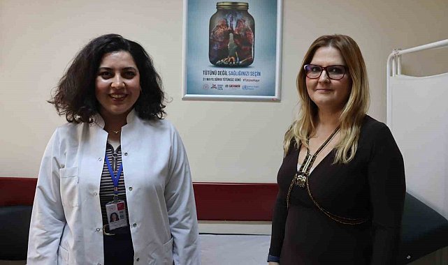 Bu merkeze gelen sigarayı bırakıyor