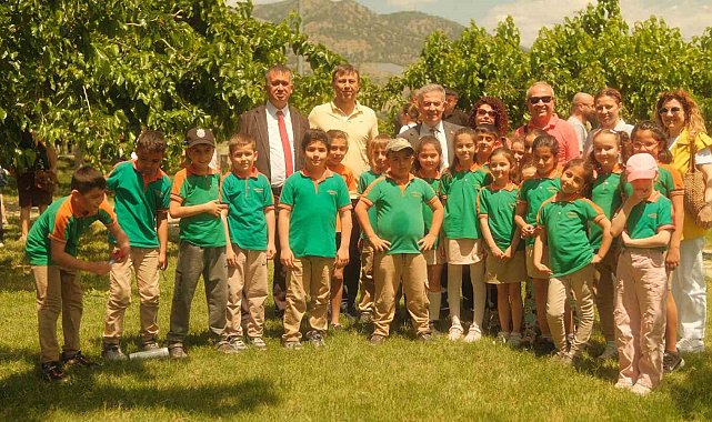 Buharkent'te kuşaklar buluştu