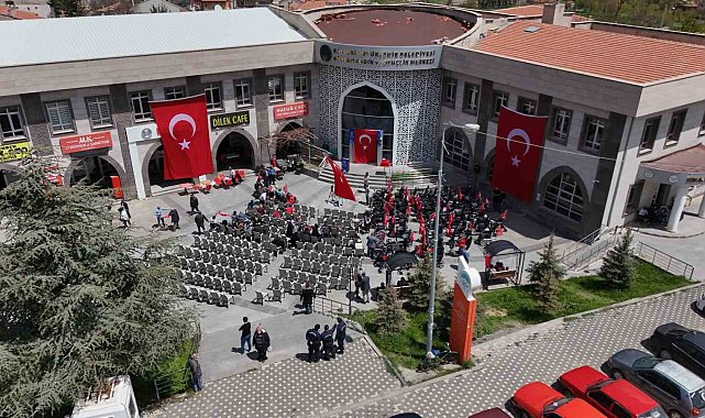 Bünyan'da engeller el ele aşılıyor